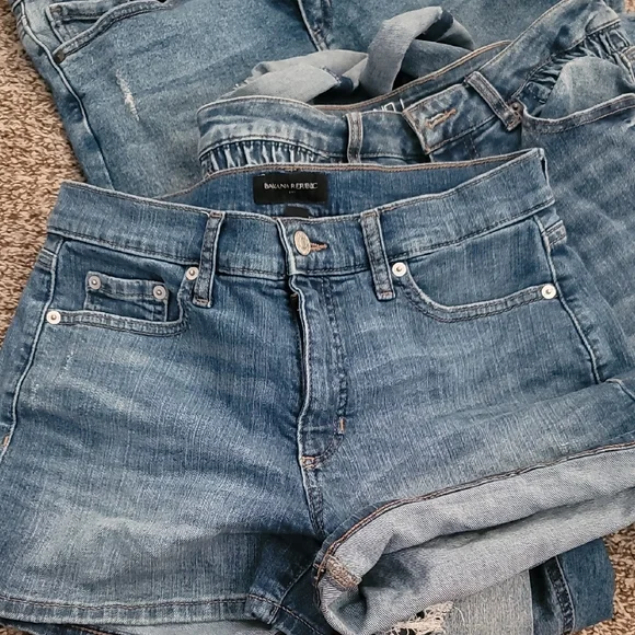 Women's Jeans Bundle - Picture 2 of 7